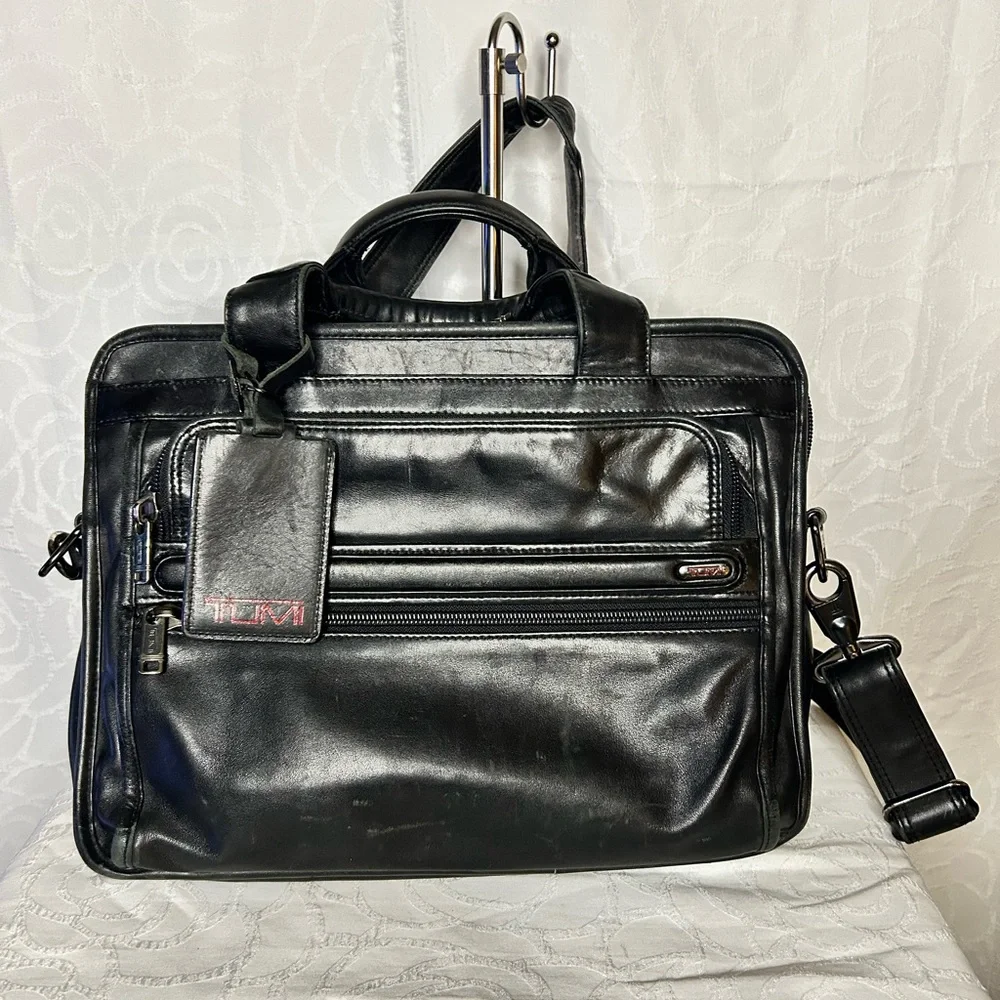 Tumi Black Leather Laptop Shoulder Briefcase.